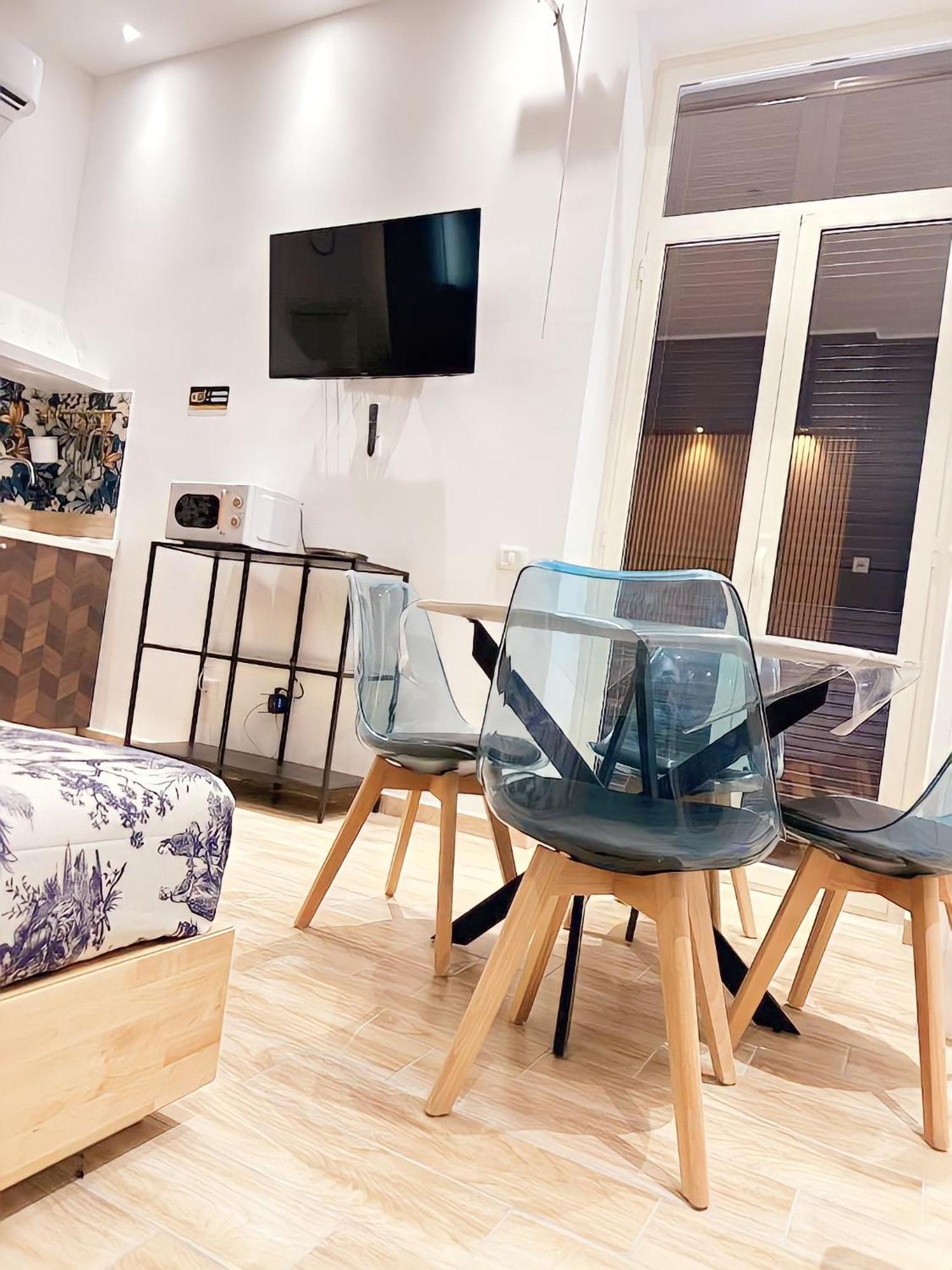 Apartment Focus Apartment2 *